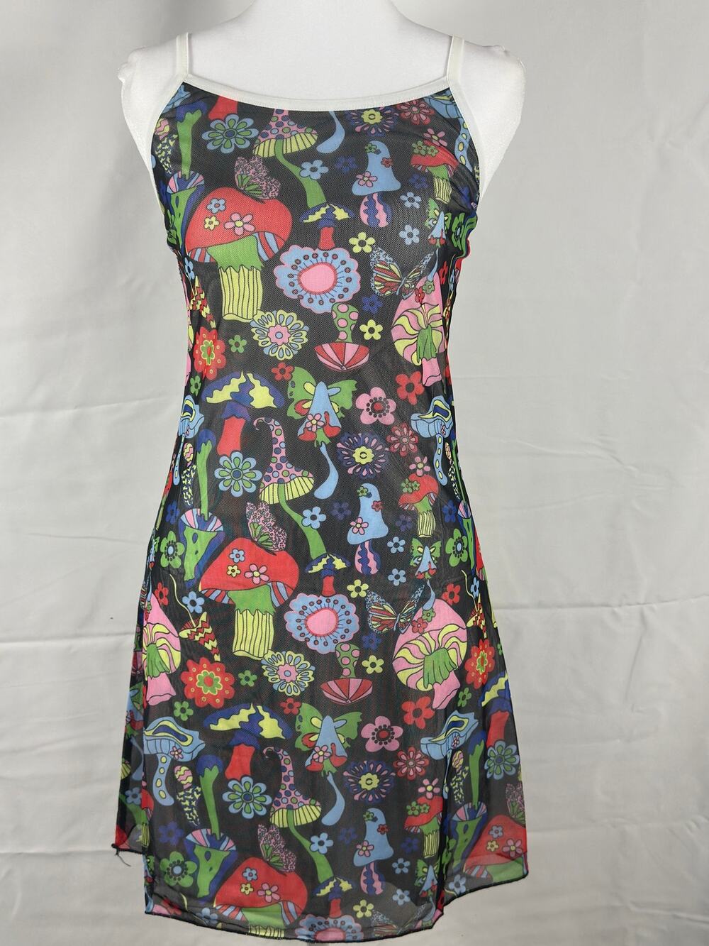 NWT WoWo Psychedelic Mesh Dress – Size Medium – Colorful Retro Print
